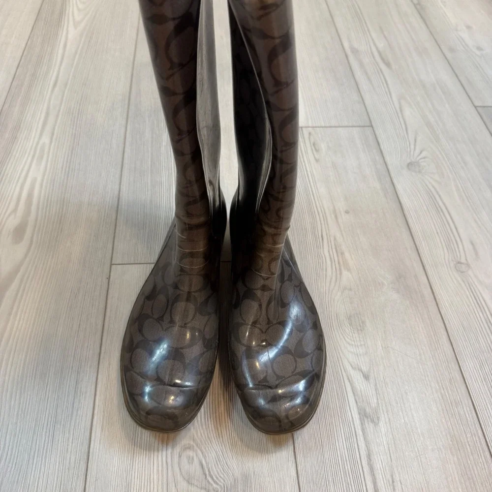 Coach Pixy Gold Brown Monogram Rubber Rain Waterproof Tall Boots Womens 10